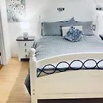 Sonas House Bed & Breakfast